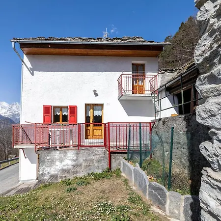 Casa Comero Holiday home Trasquera